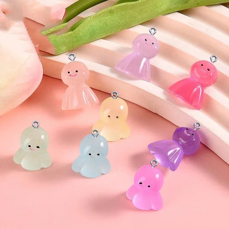 Resin Crafts Diy - 10 adet karanlıkta parlayan karikatür bebek